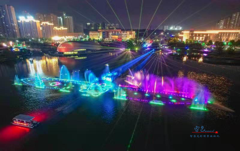 由雷色光電打造的“大美漯河·水韻西城”共慶百年華誕月灣湖之夜主題燈光秀上演啦！(圖1)