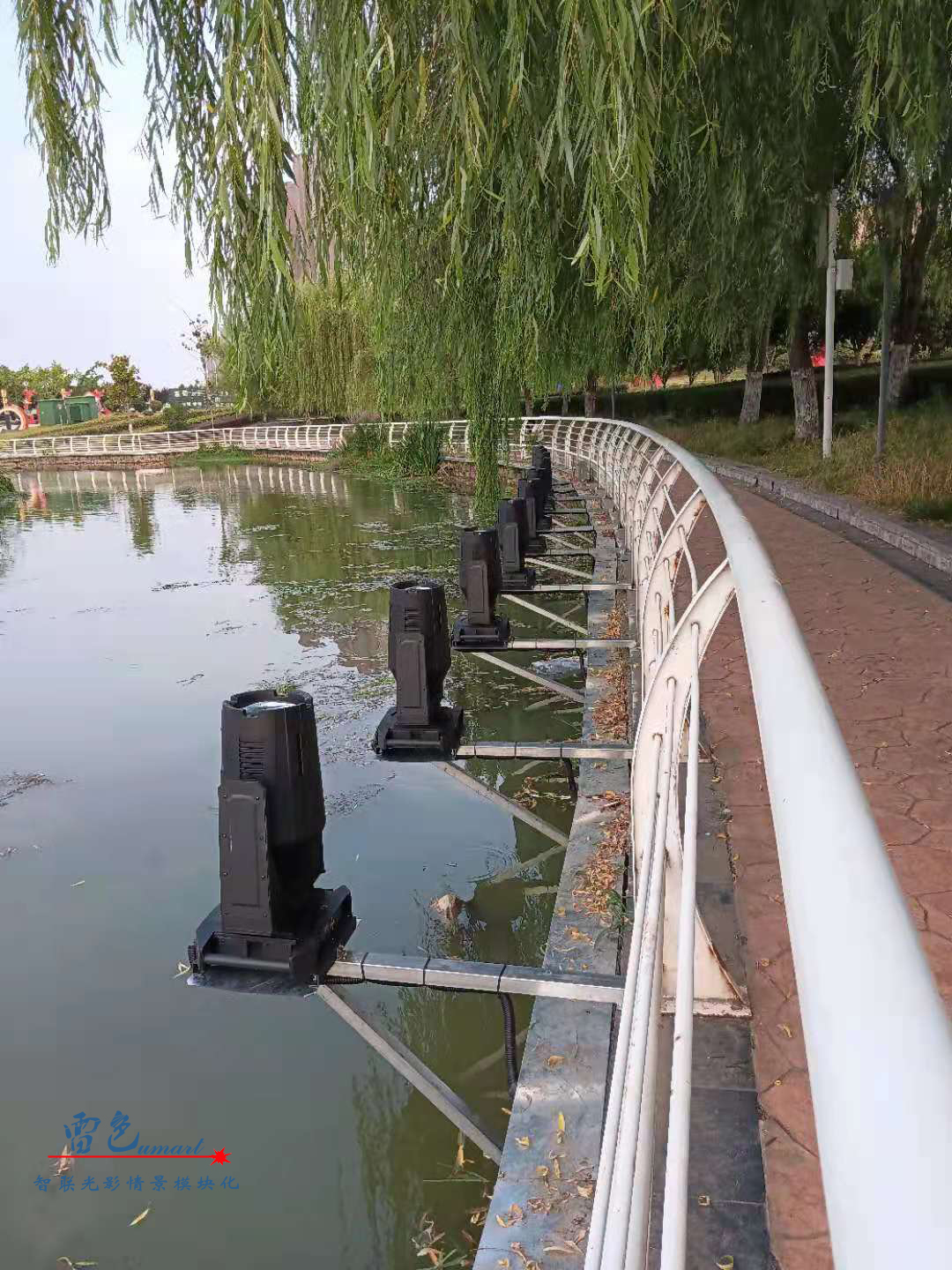 由雷色光電打造的“大美漯河·水韻西城”共慶百年華誕月灣湖之夜主題燈光秀上演啦！(圖18)