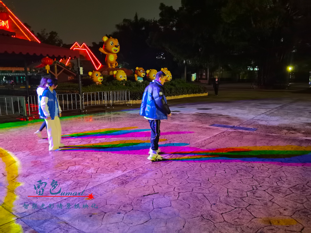 雷色光電打造《夢(mèng)境光語(yǔ)》夜場(chǎng)燈光秀震撼來(lái)襲！(圖32)